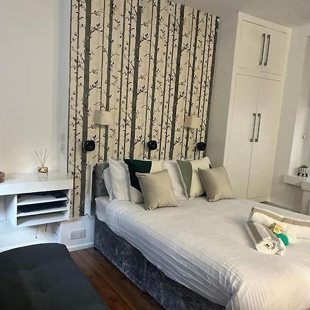 Tree Studio Apartment Barbican F3 Londres Extérieur photo